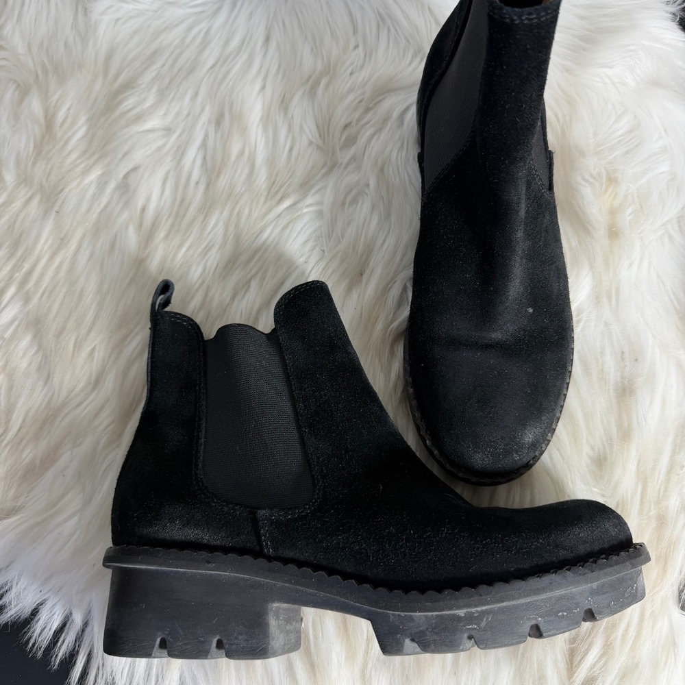 L'Amour Des Pieds Black Suede Chelsea Boots Lug Sole Platform Ankle Booties